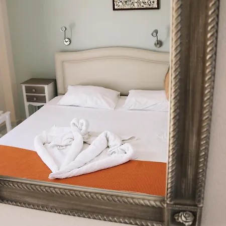 Esperida Rooms & Studios Amoopi Exterior photo